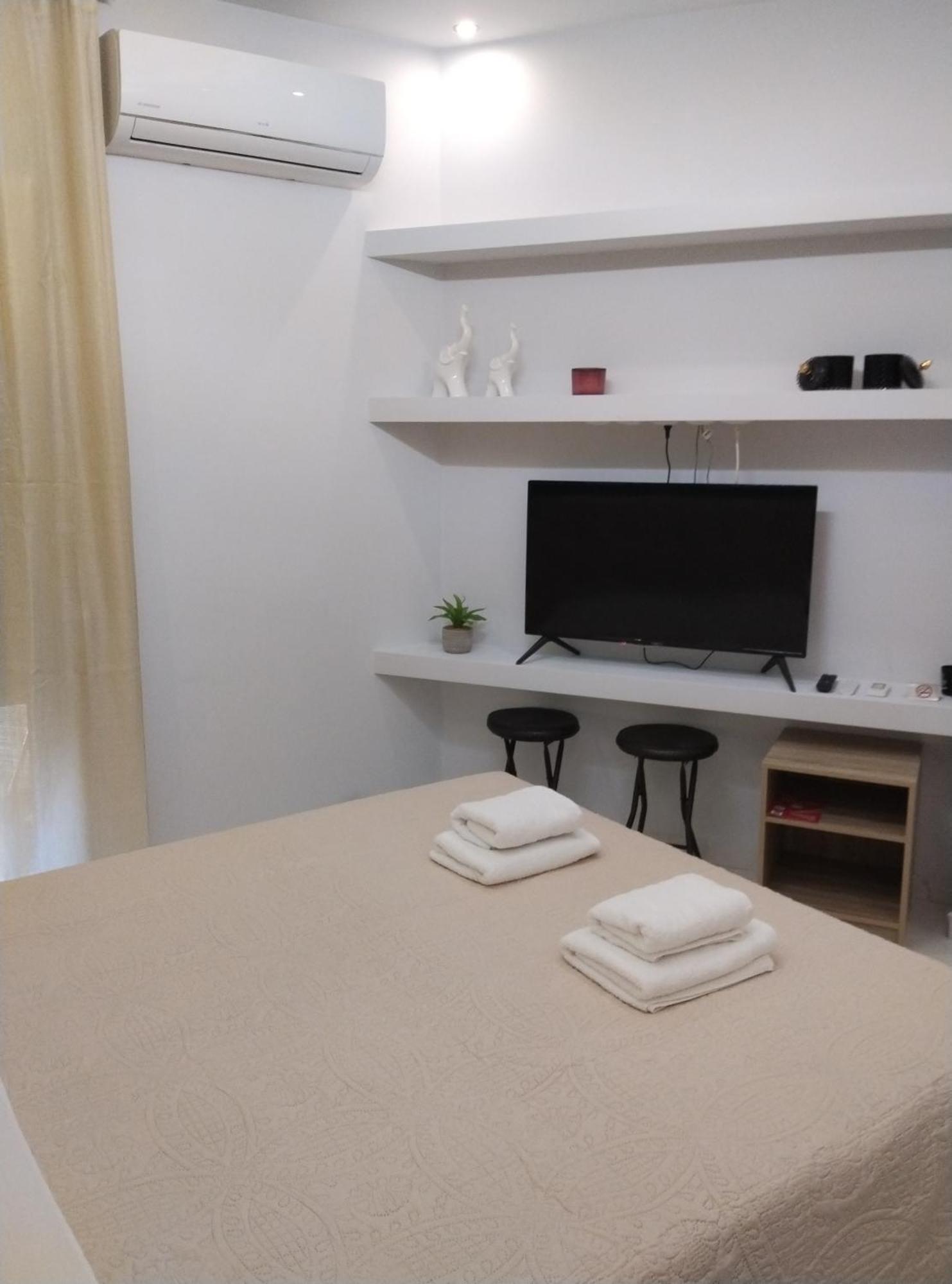 Domus Apartment - City Center Veria  Exterior foto