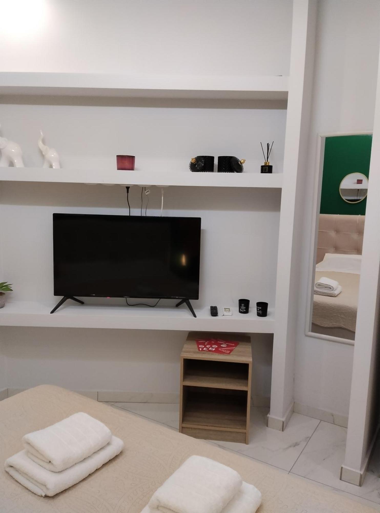 Domus Apartment - City Center Veria  Exterior foto